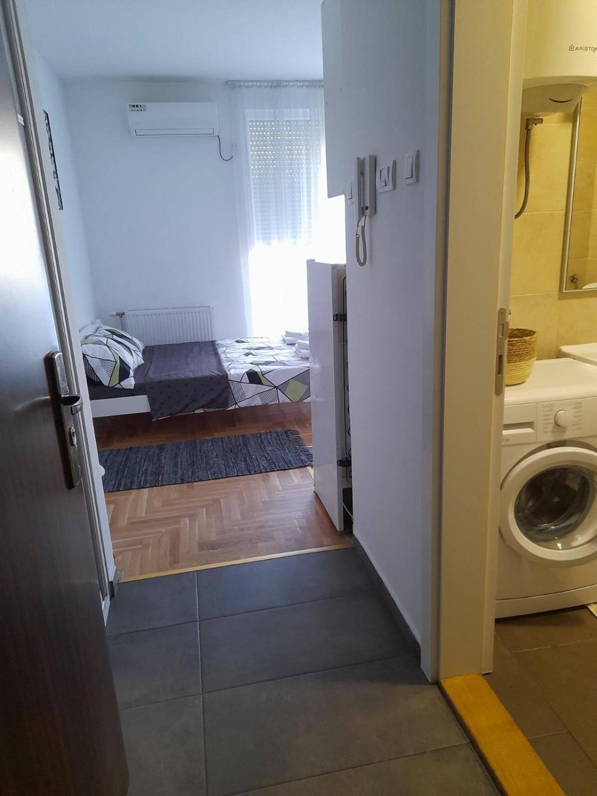 Nikola Ns Apartman Újvidék Kültér fotó