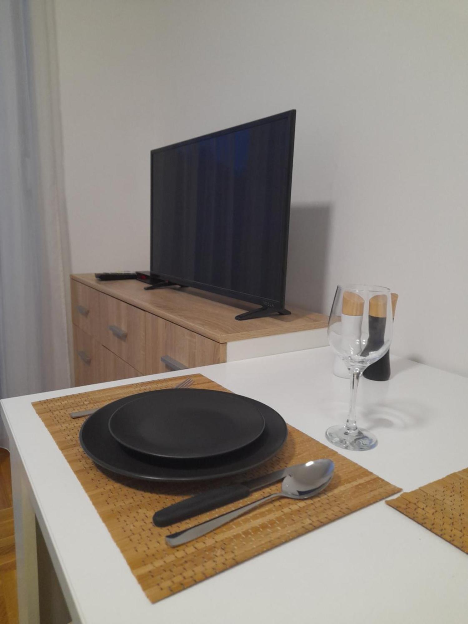Nikola Ns Apartman Újvidék Kültér fotó