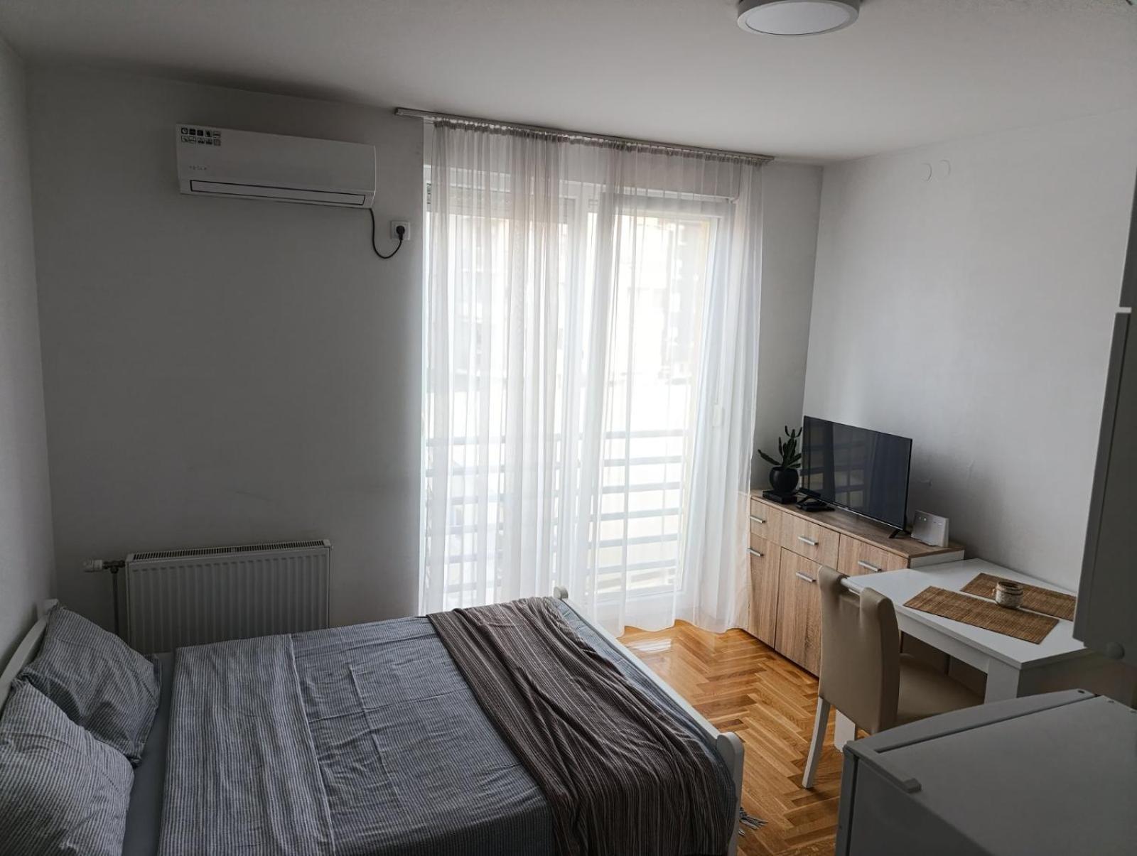 Nikola Ns Apartman Újvidék Kültér fotó