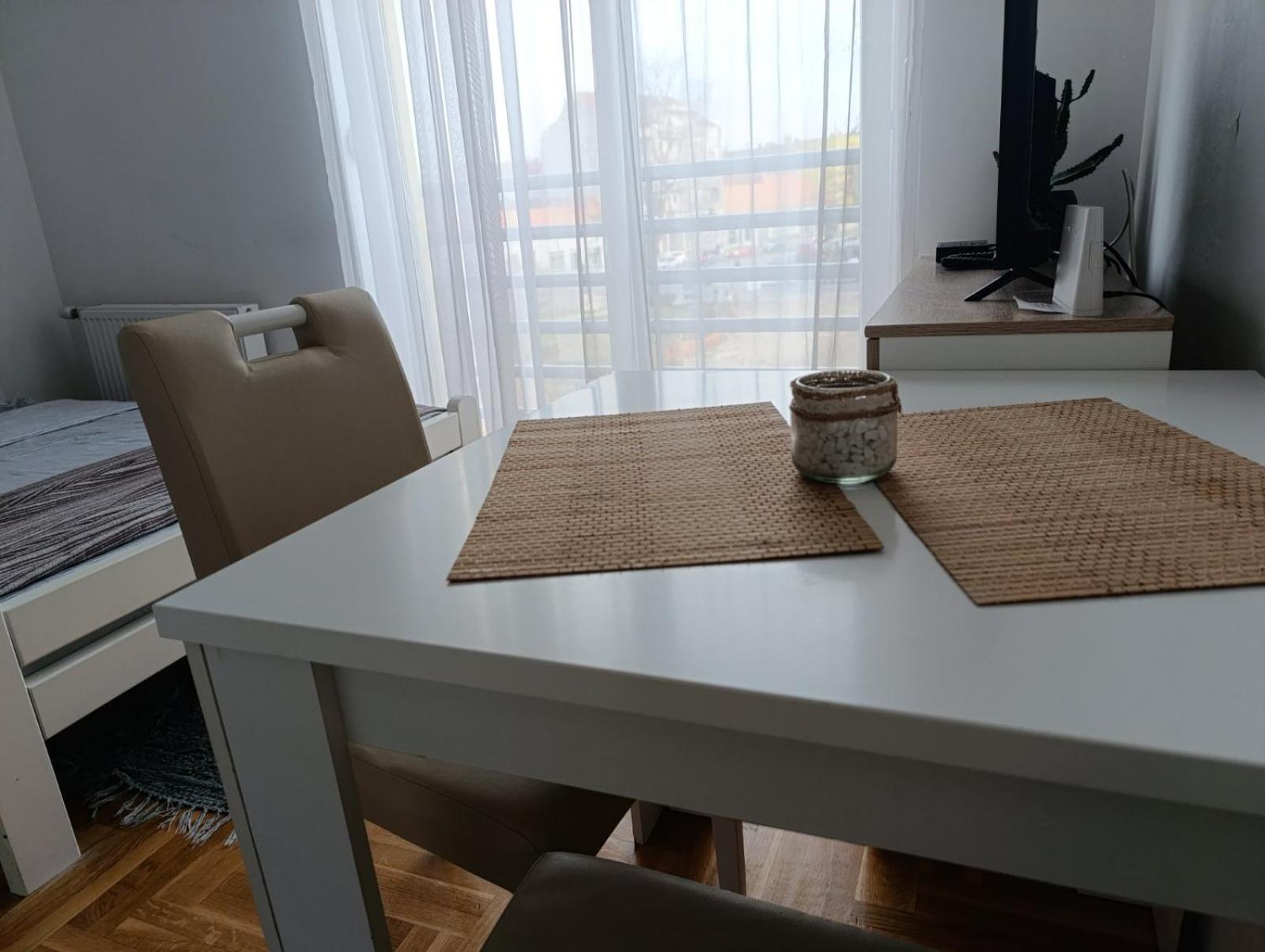 Nikola Ns Apartman Újvidék Kültér fotó